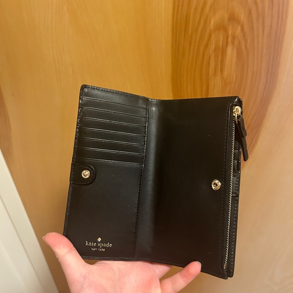 Kate Spade Wallet - Picture 6 of 6